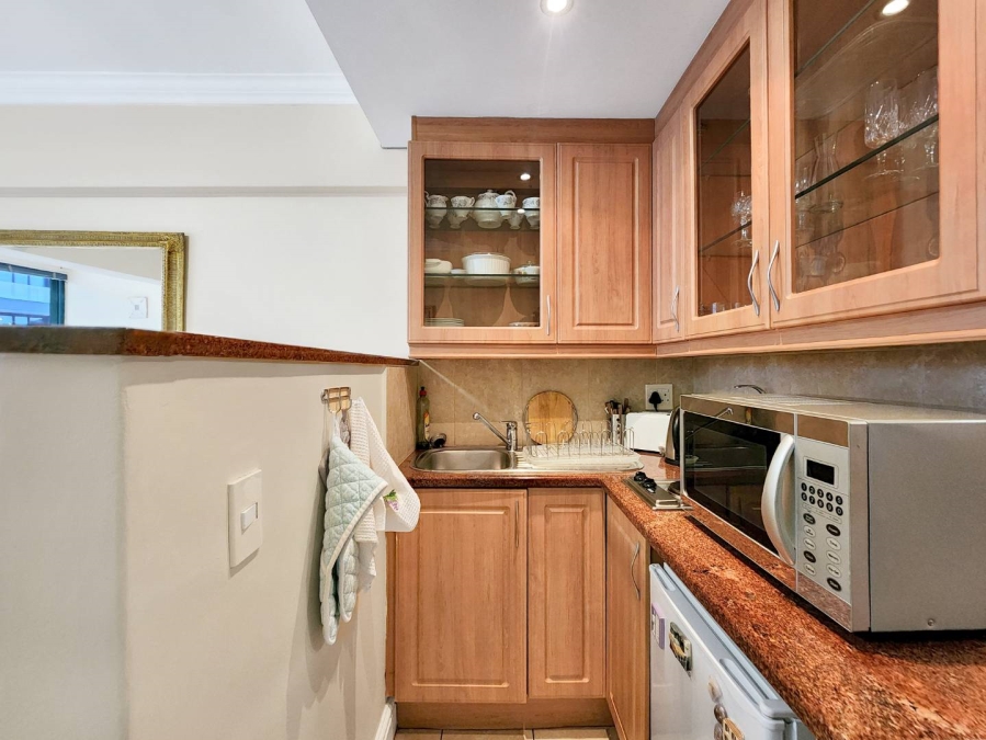 0 Bedroom Property for Sale in Sea Point Western Cape